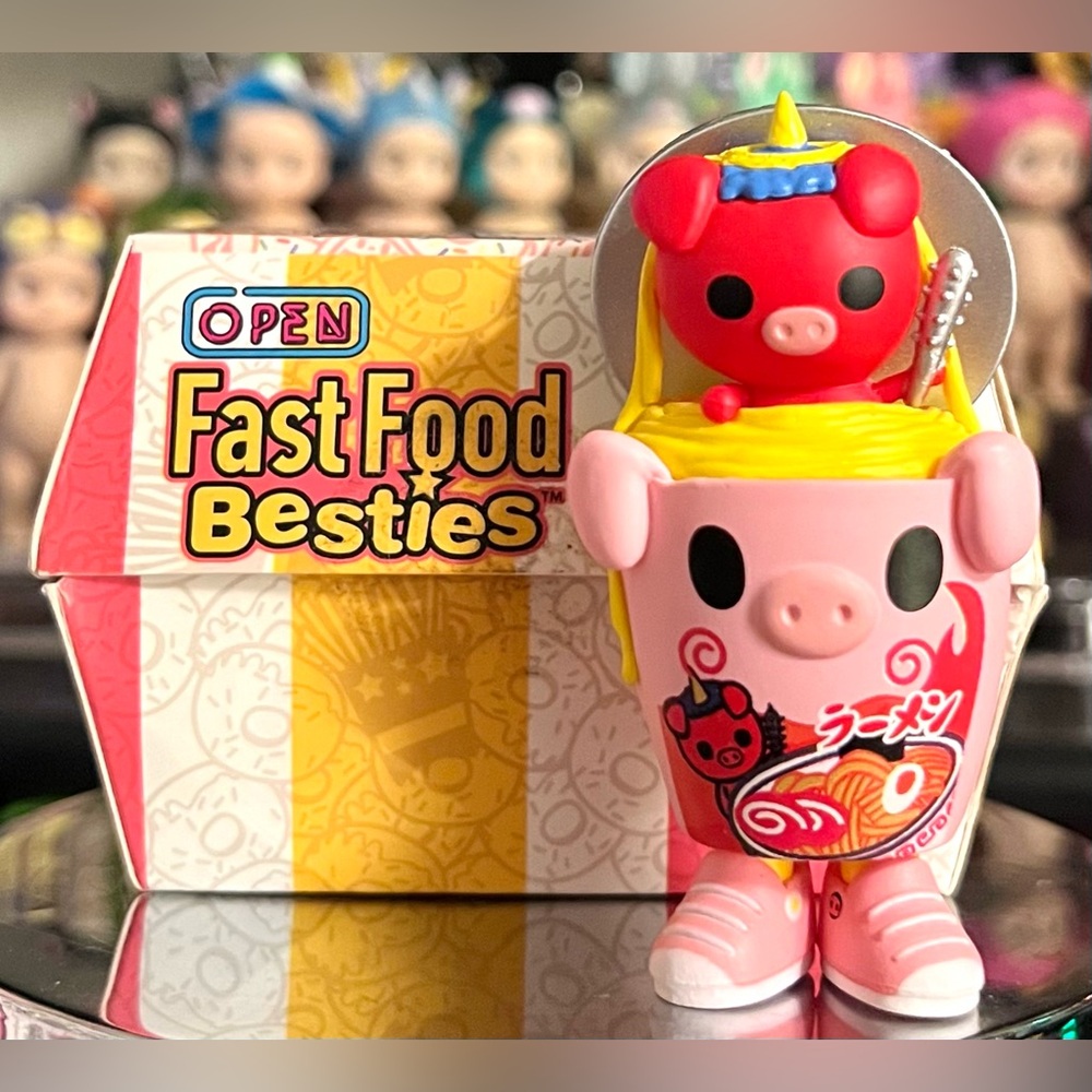 Tokidoki Pig'o'Noodles Fast Food Besties Series Collectible Art Figure